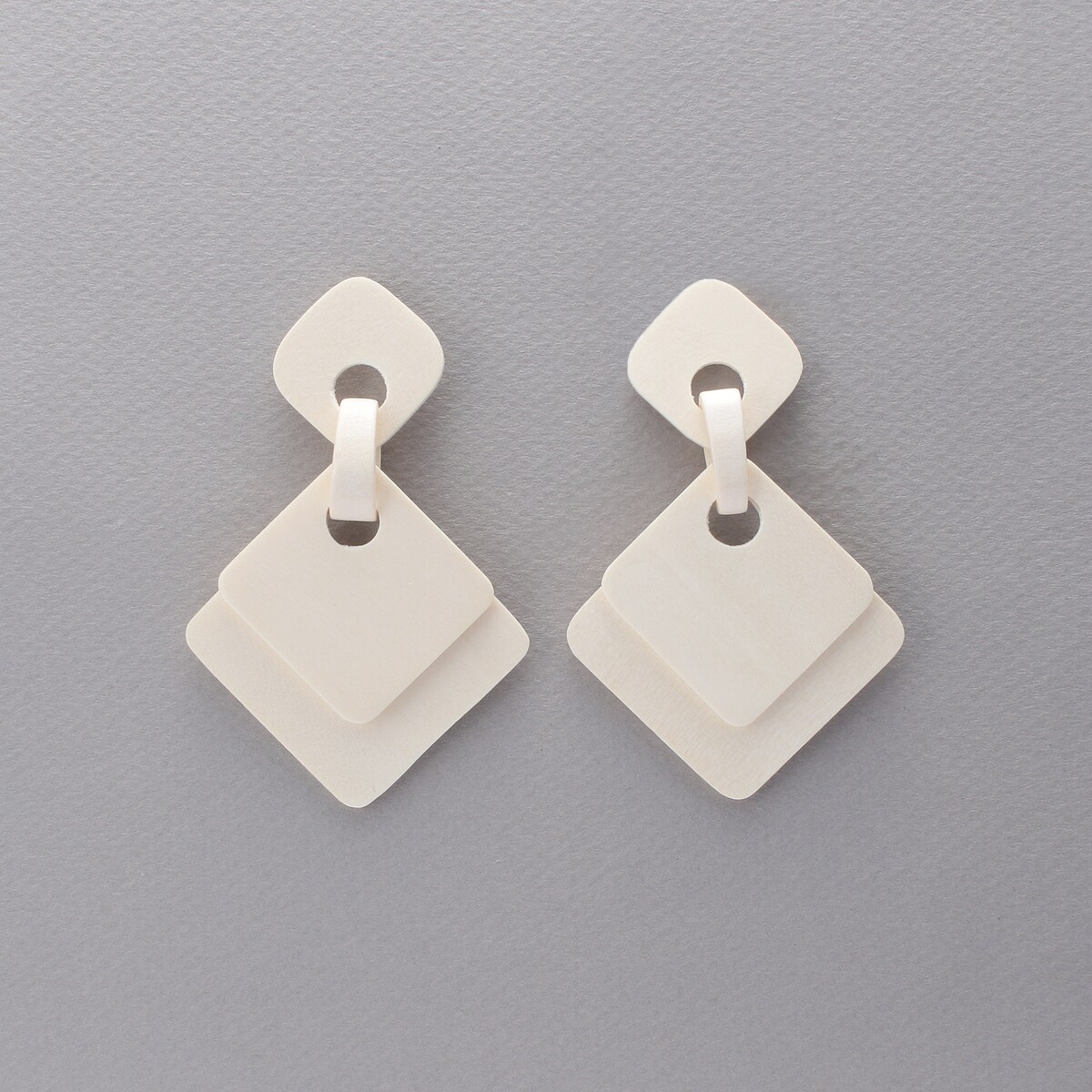 公式サイト限定】WEEKLY イヤリング SET（DIZ0B19000）｜ACCESSORIES