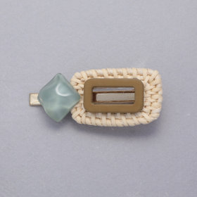 ヘアアクセサリー