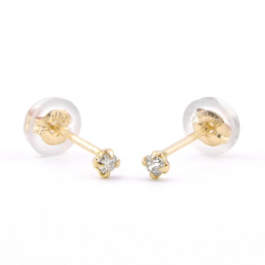 小さなピアス K10ピンクゴールド 天然ダイヤ0.02ct ！ 小さなピアス K10 天然ダイヤ0.02ct ！！ - メルカリ