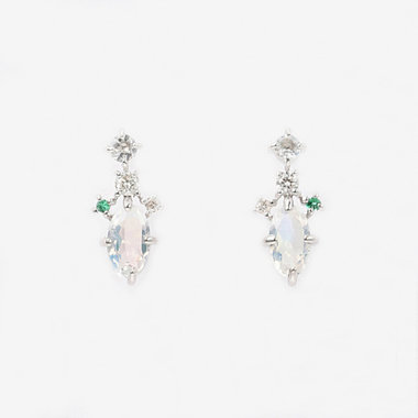 【WEB限定】6月誕生石 K10 ホワイトゴールド ムーンストーン ピアス