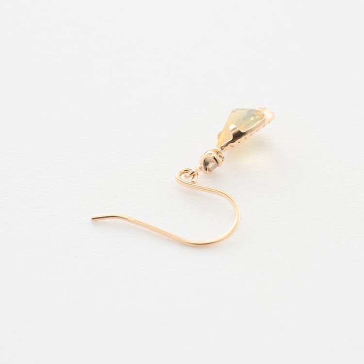 BLOOM ブルーム 【WEB限定】10月誕生石 K10 イエローゴールド オパール フック ピアス イエローゴールド