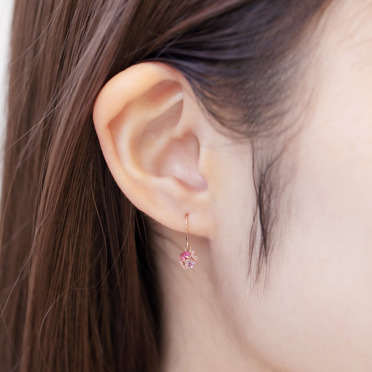 BLOOM ブルーム 【2026スプリングコレクション】【Rondelle】K10 ピンクゴールド キュービックジルコニア フック ピアス（Berry Pink） ピンクゴールド