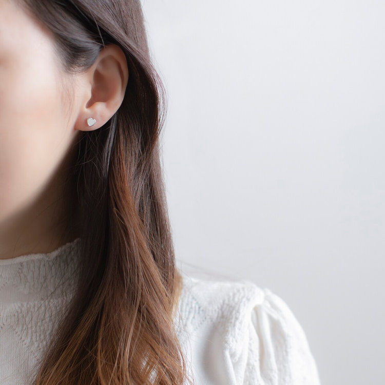 BLOOM ブルーム 【2025オータムコレクション】K10 ホワイトゴールド ハート ピアス ホワイトゴールド