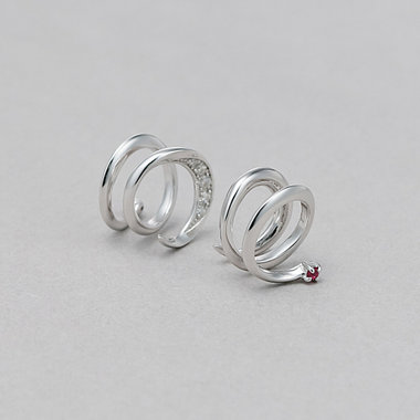 【WEB限定】7月誕生石 シルバー ロジウムメッキ ルビー イヤリング