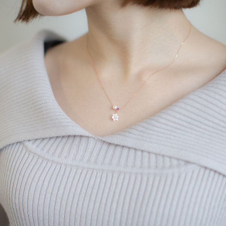 BLOOM ブルーム 【Birth Flower】1月誕生花 K10 ピンクゴールド スイセン ネックレス ピンクゴールド