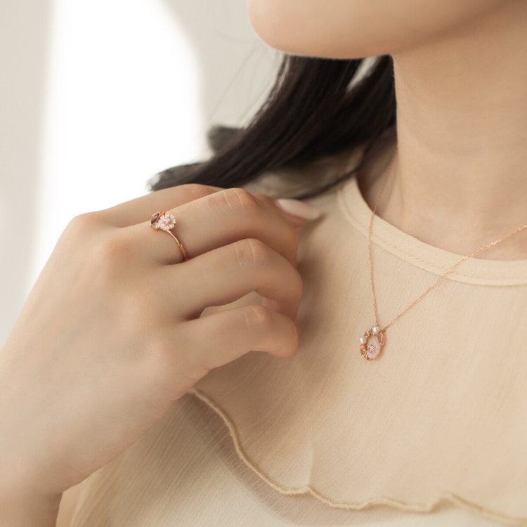 BLOOM ブルーム 【Birth Flower】10月誕生花 K10 ピンクゴールド コスモス ネックレス ピンクゴールド