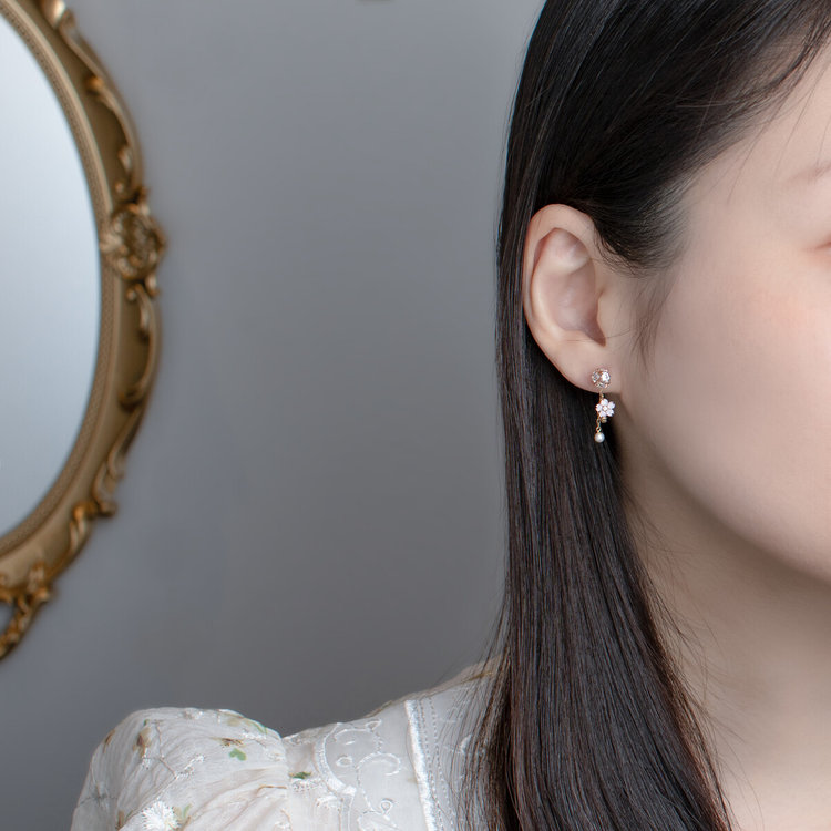 BLOOM ブルーム 【2026スプリングコレクション】K10 イエローゴールド ピンクシェル サクラ ピアスチャーム（片耳用） イエローゴールド