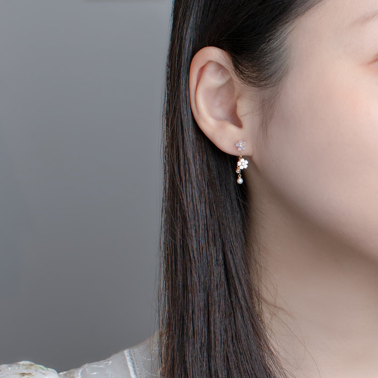 BLOOM ブルーム 【2026スプリングコレクション】K10 イエローゴールド ピンクシェル サクラ ピアスチャーム（片耳用） イエローゴールド