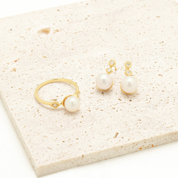 ESTELLE エステール 6月誕生石 K10 イエローゴールド あこや真珠 リング（指輪） イエローゴールド