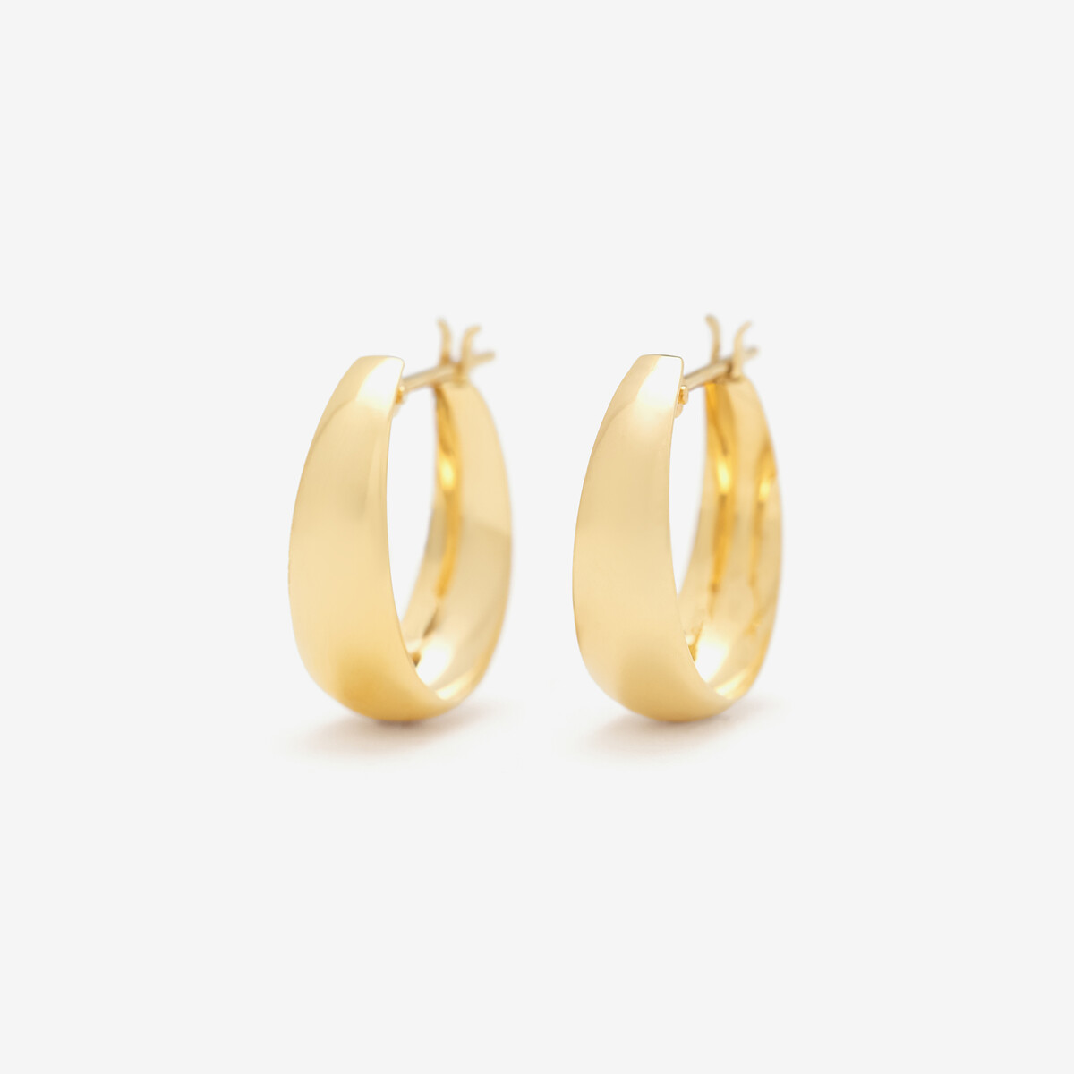 プラチナ フープ ピアス（0202-3545-0019）｜ESTELLE(エステール