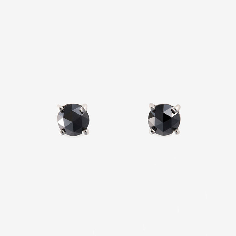 プラチナ ブラックダイヤモンド ピアス（0.2ct）（0212-0702-0011