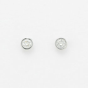 【WEB限定】K18 ホワイトゴールド ダイヤモンド ピアス