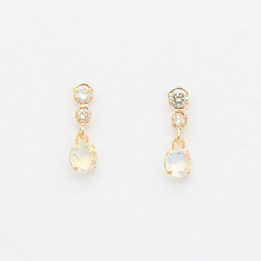 【WEB限定】10月誕生石 K10 イエローゴールド オパール ピアス