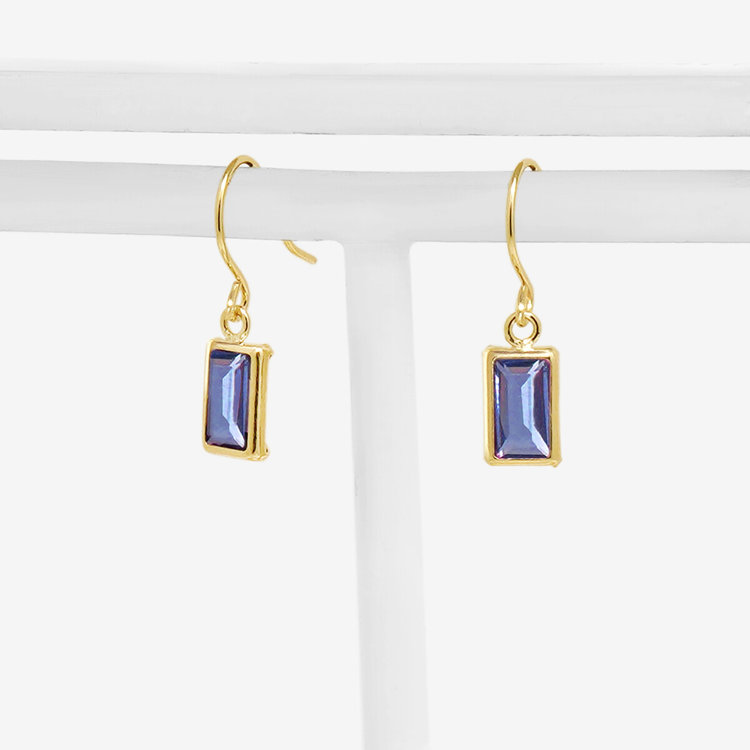 ESTELLE エステール K18 イエローゴールド アイオライト フック ピアス イエローゴールド