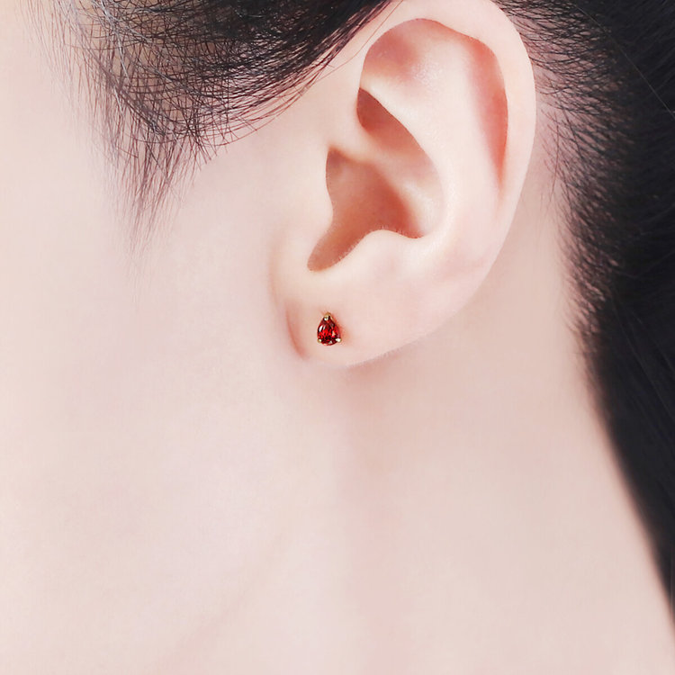 ESTELLE エステール 【WEB限定】1月誕生石 K10 イエローゴールド ガーネット しずく ピアス イエローゴールド