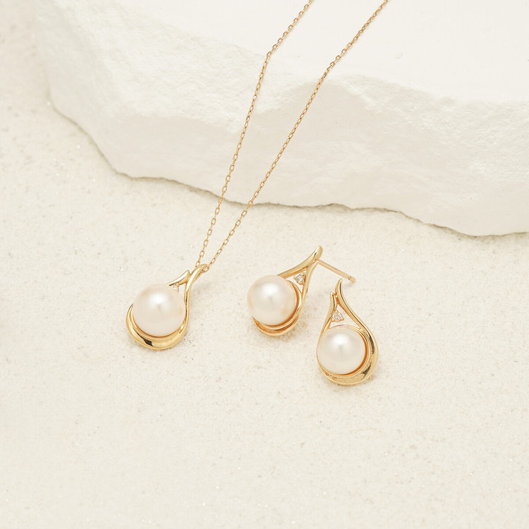 ESTELLE エステール 6月誕生石 K10 イエローゴールド あこや真珠 しずく ピアス イエローゴールド