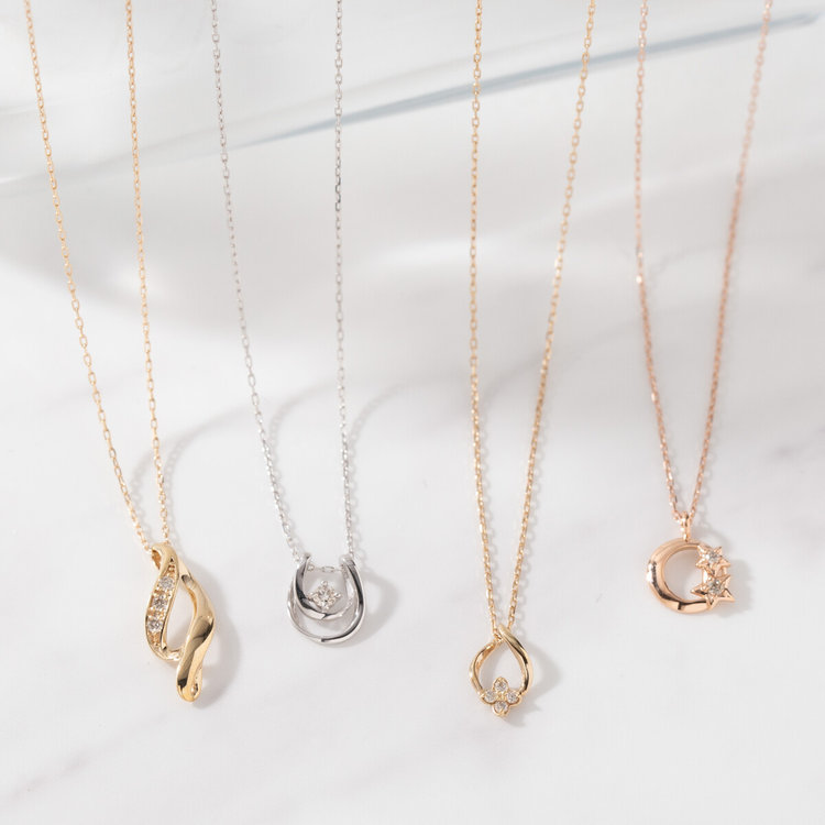 ESTELLE エステール K10 ピンクゴールド ダイヤモンド ムーン ネックレス ピンクゴールド