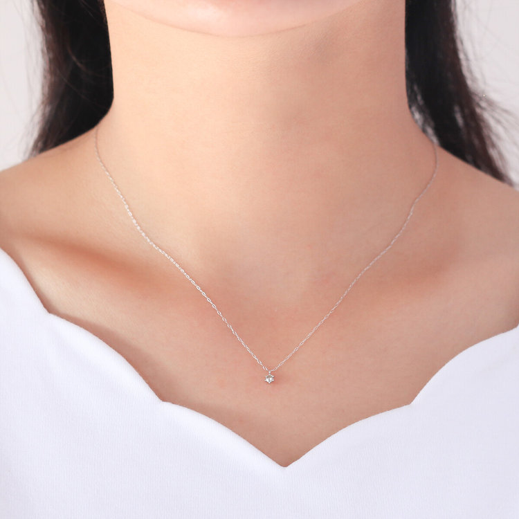 ESTELLE エステール 【WEB限定】K18 ホワイトゴールド ダイヤモンド ネックレス（0.06ct） ホワイトゴールド