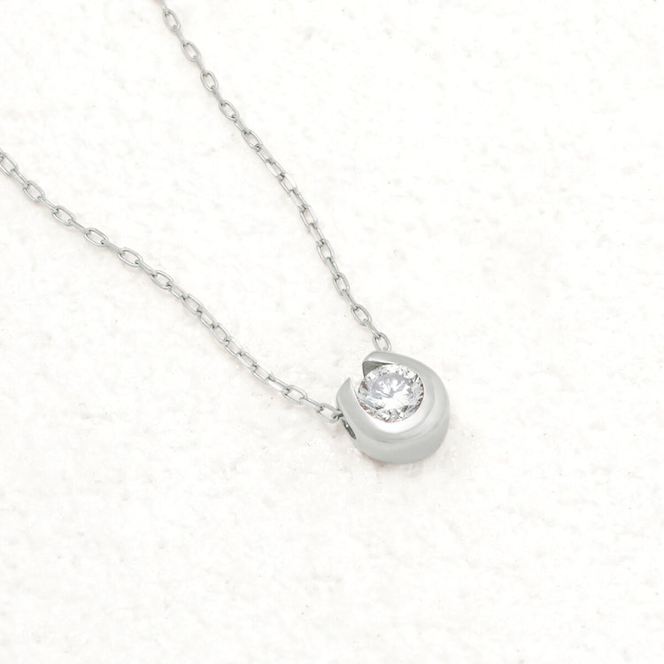 ESTELLE エステール 【WEB限定】K10 ホワイトゴールド ダイヤモンド 馬蹄 ネックレス ホワイトゴールド