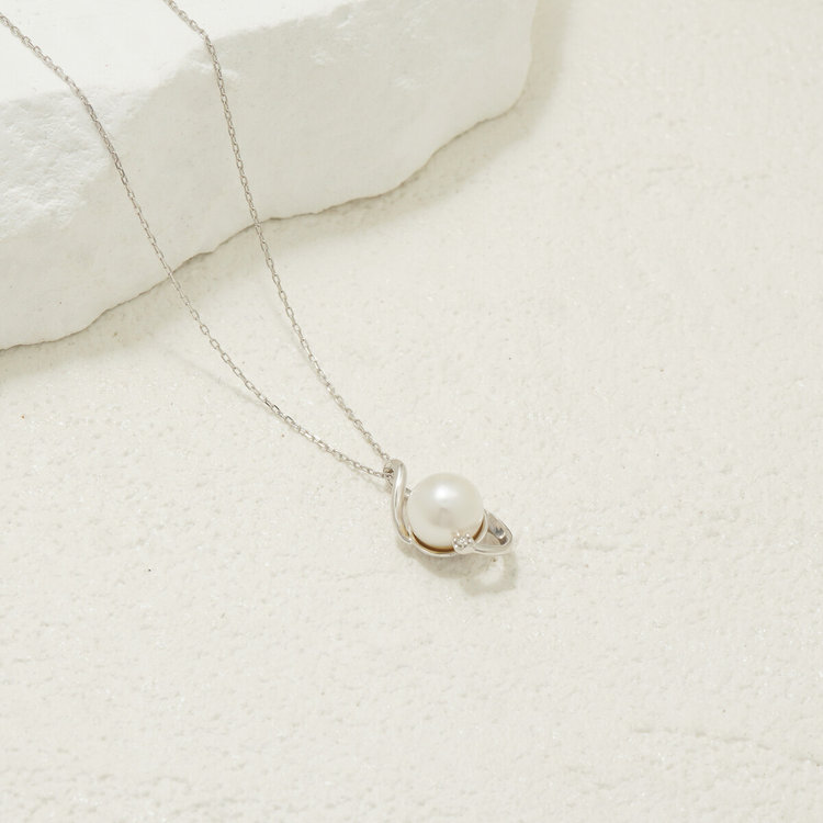 ESTELLE エステール 6月誕生石 K10 ホワイトゴールド あこや真珠 しずく ネックレス ホワイトゴールド