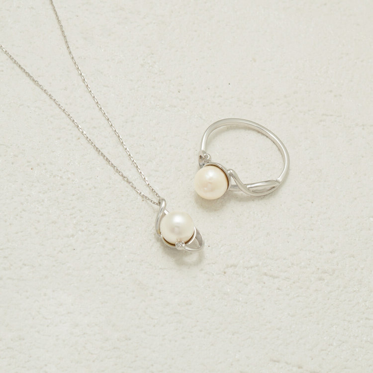 ESTELLE エステール 6月誕生石 K10 ホワイトゴールド あこや真珠 しずく ネックレス ホワイトゴールド