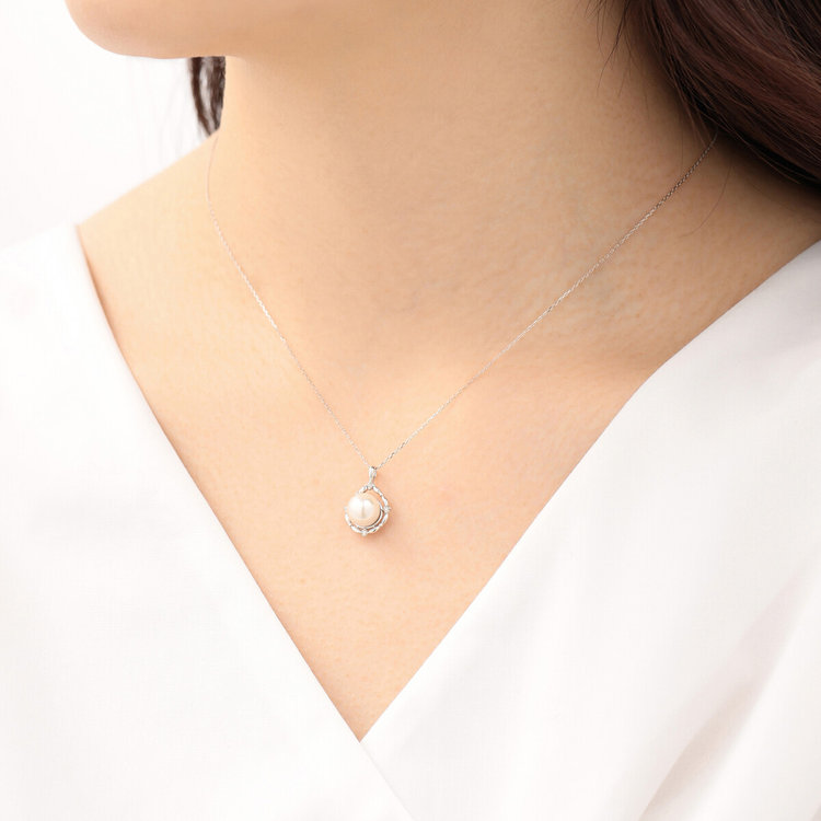 ESTELLE エステール 6月誕生石 K10 ホワイトゴールド あこや真珠 ネックレス（7.5mm-8.0mm） ホワイトゴールド