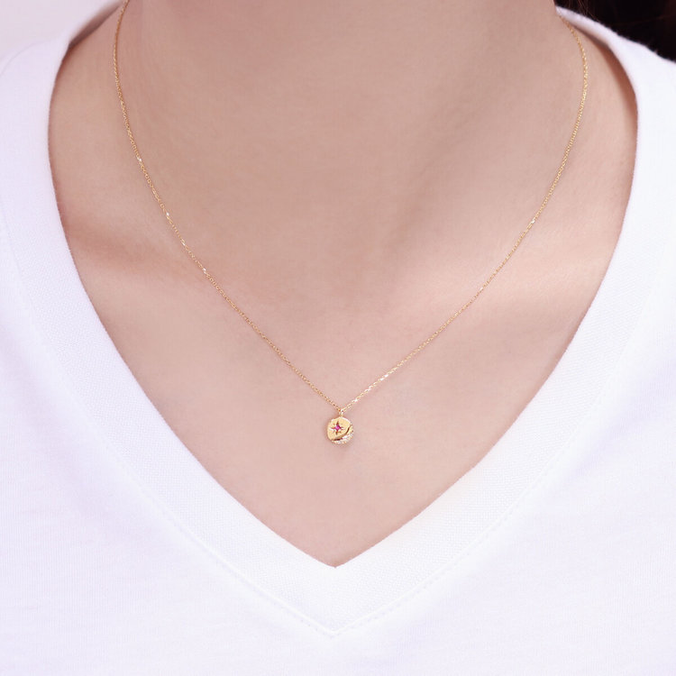 ESTELLE エステール 【WEB限定】7月誕生石 シルバー イエローゴールドメッキ ルビー ペアネックレス（レディース） イエロー