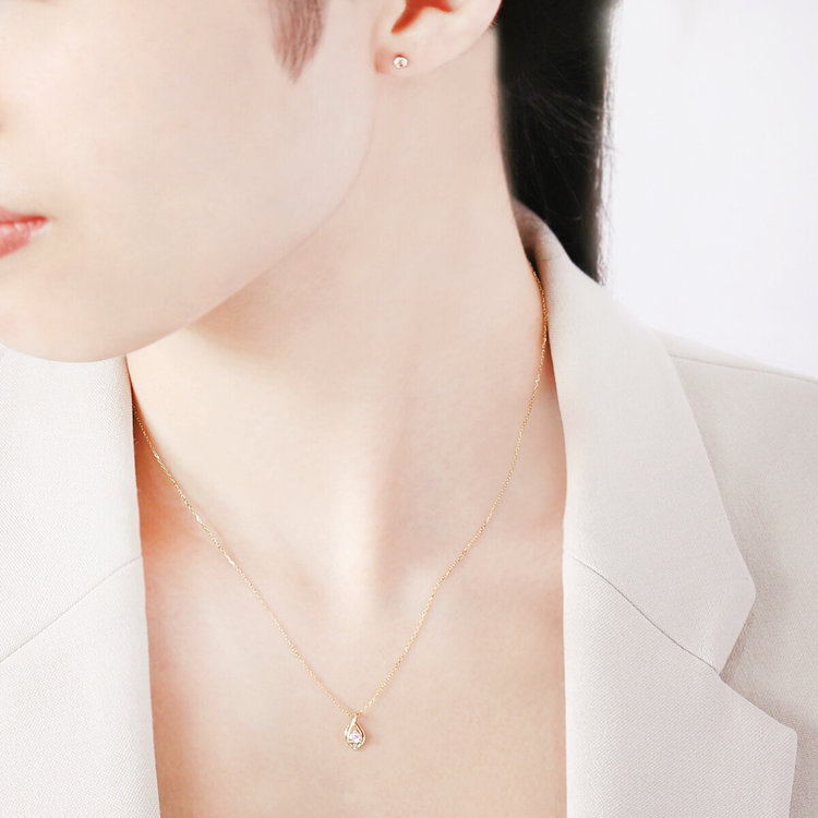 ESTELLE エステール 【WEB限定】6月誕生石 K10 イエローゴールド ムーンストーン しずく ネックレス イエローゴールド