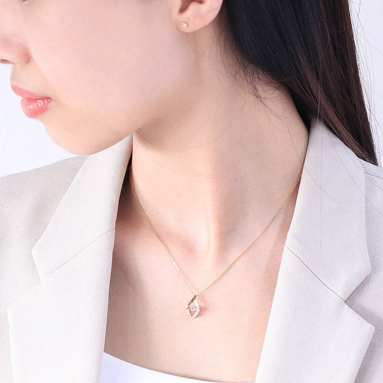 ESTELLE エステール 【ダンシングストーン】シルバー イエローゴールドメッキ キュービックジルコニア ネックレス イエロー