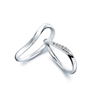 【Tis】【Love harmony　(ラブハーモニー）】プラチナ900 ウェーブライン マリッジリング