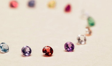 新年に開運｜お願い事別 カラーストーンお守りジュエリー