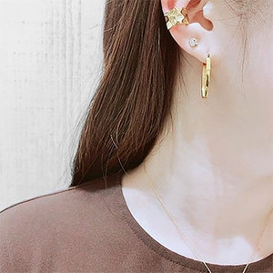 GOLD EAR JEWELRY