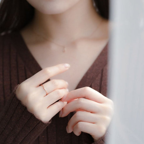 DIAMOND RING | 手元を上品に演出してくれるダイヤモンドリング｜BLOOM