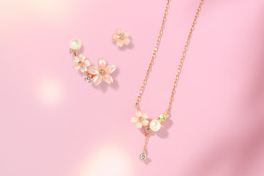 Spring Jewelry | 春を思わせるピンクカラージュエリー特集
