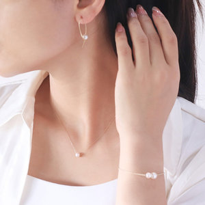 PEARL JEWELRY COORDINATE