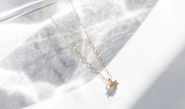 結婚記念日にぴったりのジュエリー｜奥さん・妻が喜ぶプレゼント