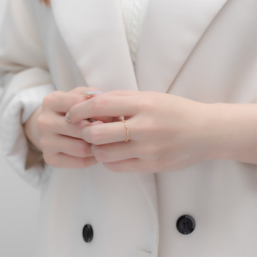 40歳の誕生日に贈りたいプレゼント｜女性の節目を祝うジュエリーの選び方