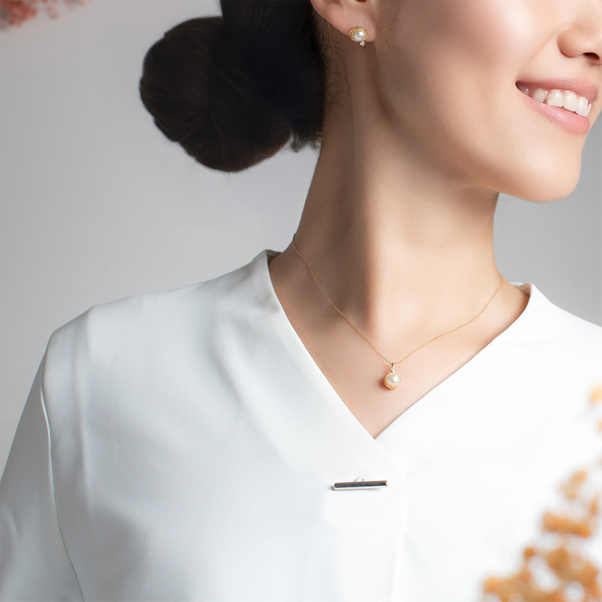 ピアスのプレゼントで失敗しない！相手別・年代別おすすめの選び方