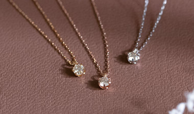 Mother’s Day ｜ 感謝の気持ちをダイヤモンドジュエリーに