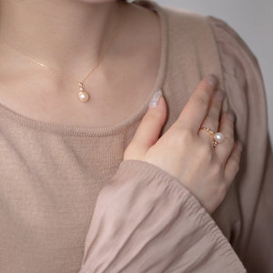PEARL × YELLOWGOLD