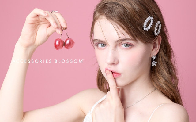 ACCESSORIES BLOSSOM